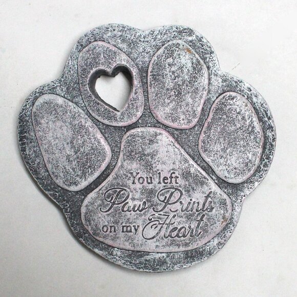 Animal Paw Prints Memorial Pet Stone With Heart Cut Out and Saying or Text - Picture 1 of 6